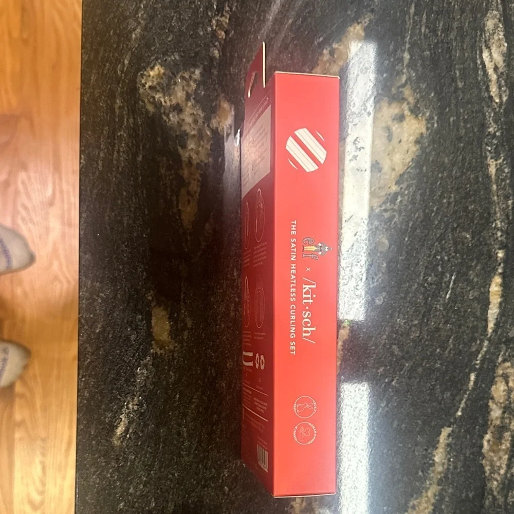 Kitsch Red Satin Heatless Curling Set